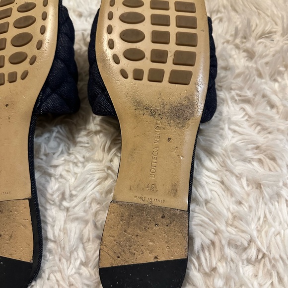 Bottega Veneta Quilted Dark Denim Mules Size 42 - Picture 4 of 13